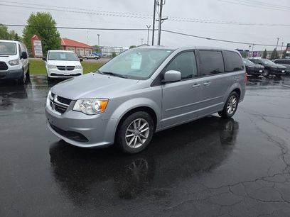 Used 2016 Dodge Grand Caravan SE