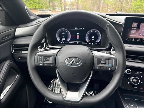 Certified 2025 INFINITI QX60 Luxe w/ Black Edition image 17