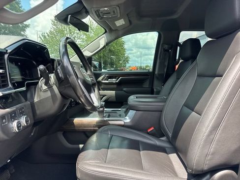 Used 2022 GMC Sierra 1500 Elevation w/ Elevation Premium Package AWD/4WD image 13