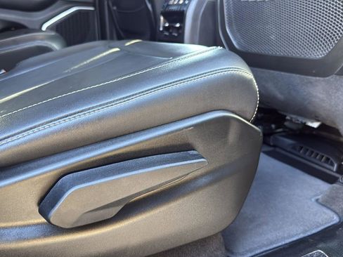 Used 2022 Jeep Grand Cherokee L Limited image 27