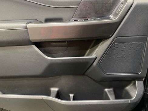 Used 2022 Ford F150 XLT w/ Equipment Group 302A High image 10