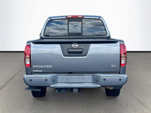 Used 2021 Nissan Frontier SV RWD image 25