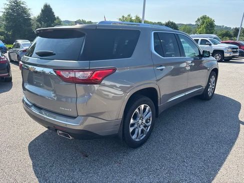 Used 2019 Chevrolet Traverse Premier AWD/4WD image 3