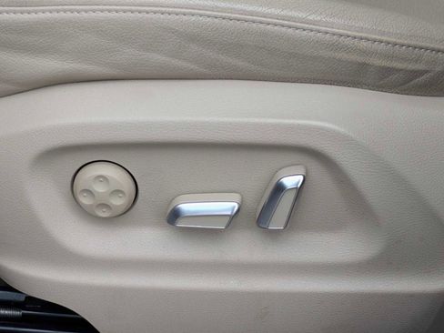 Used 2017 Audi Q5 2.0T Premium image 16