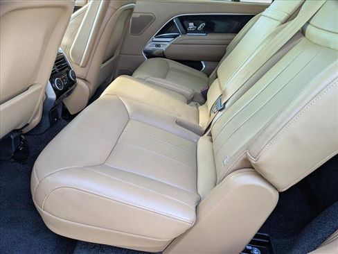 Used 2025 Land Rover Range Rover Long Wheelbase SE AWD/4WD image 20