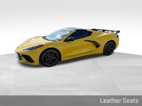 Used 2025 Chevrolet Corvette Stingray Coupe w/ 1LT RWD image 7