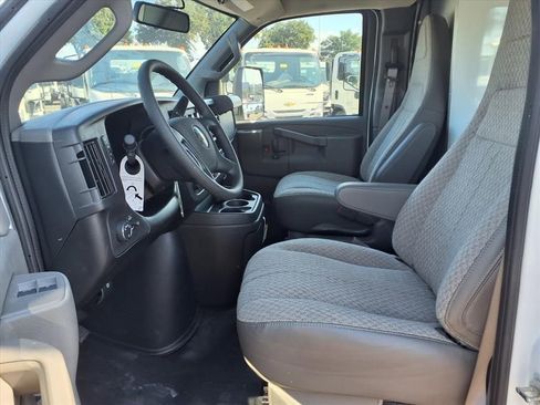 New 2025 Chevrolet Express 3500 w/ Power Convenience Package RWD image 7