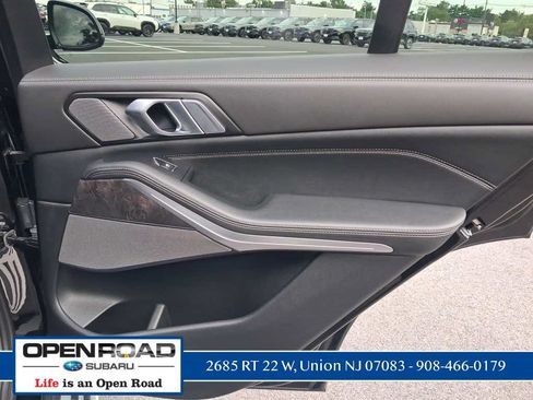 Used 2024 BMW X5 xDrive40i w/ Premium Package AWD/4WD image 19