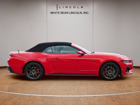 Used 2025 Ford Mustang GT Premium RWD image 4
