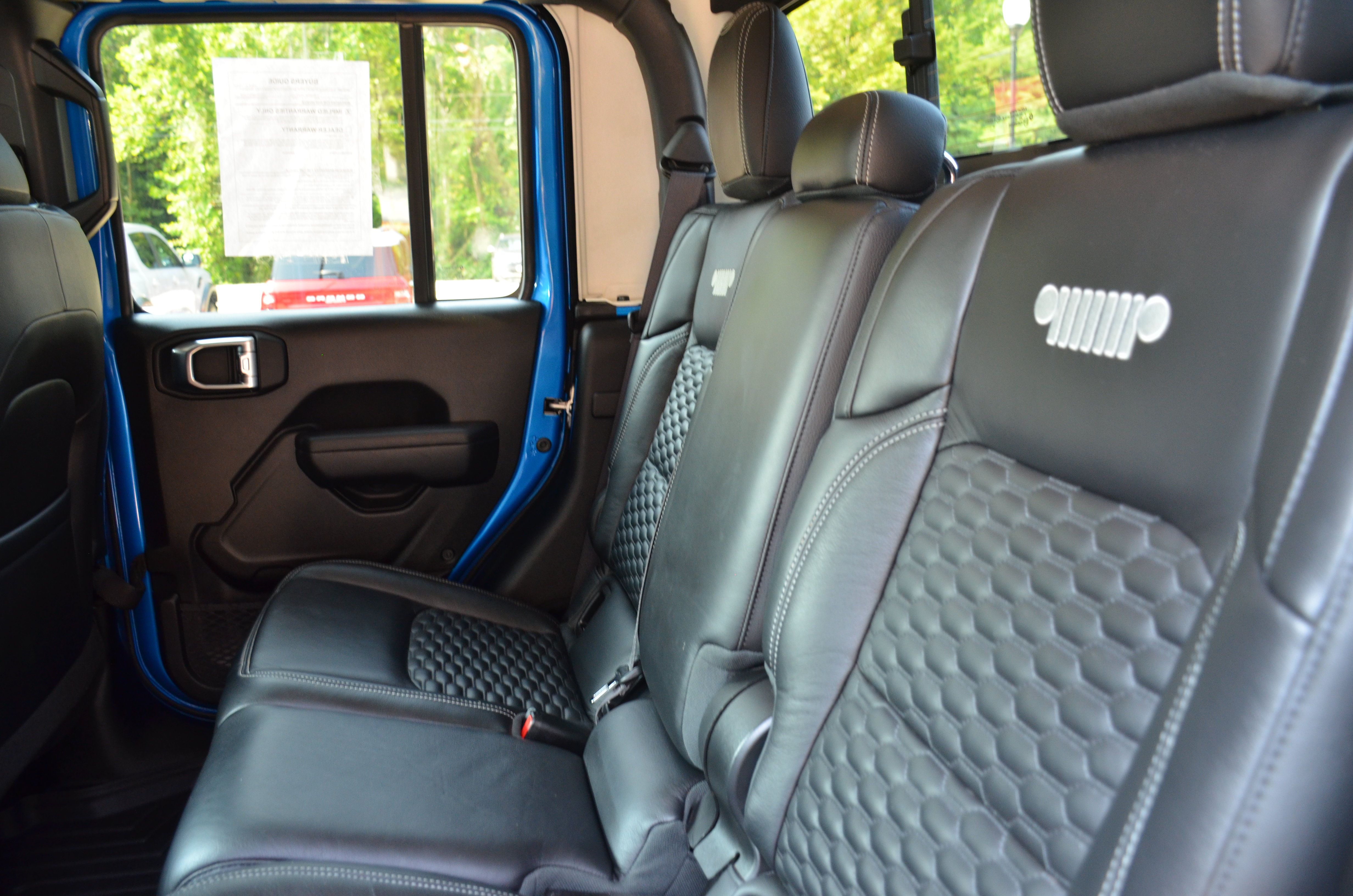 Used 2023 Jeep Gladiator Sport AWD/4WD image 45
