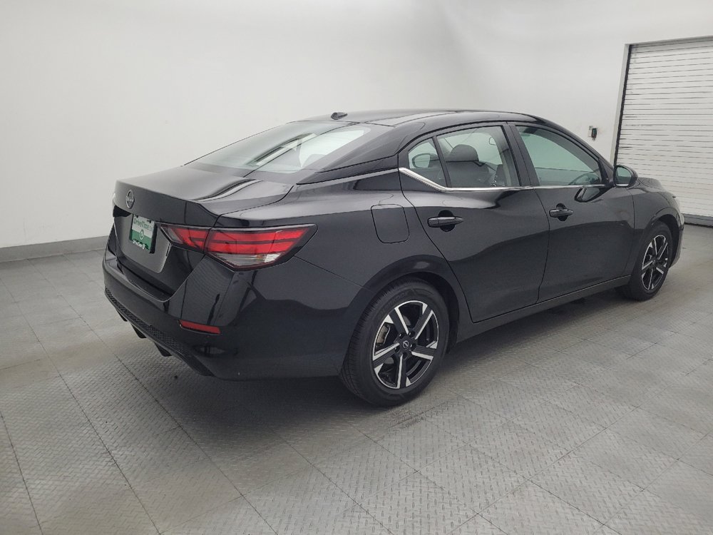 Used 2025 Nissan Sentra SV FWD image 9