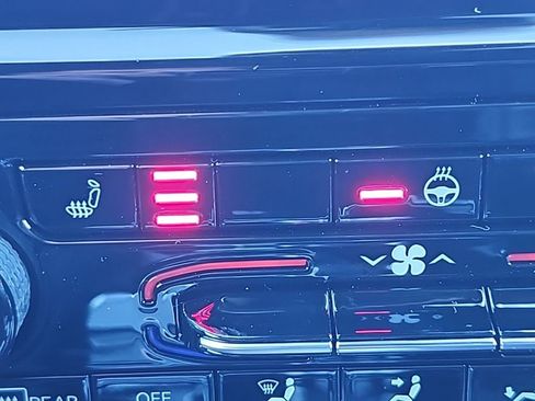 New 2025 Jeep Grand Cherokee L Limited w/ Trailer Tow Package image 38