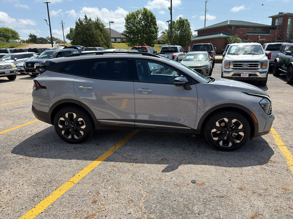 Used 2023 Kia Sportage X-Line w/ X-Line Premium Package AWD/4WD image 4