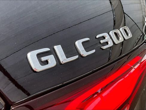 Certified 2024 Mercedes-Benz GLC 300 4MATIC image 31