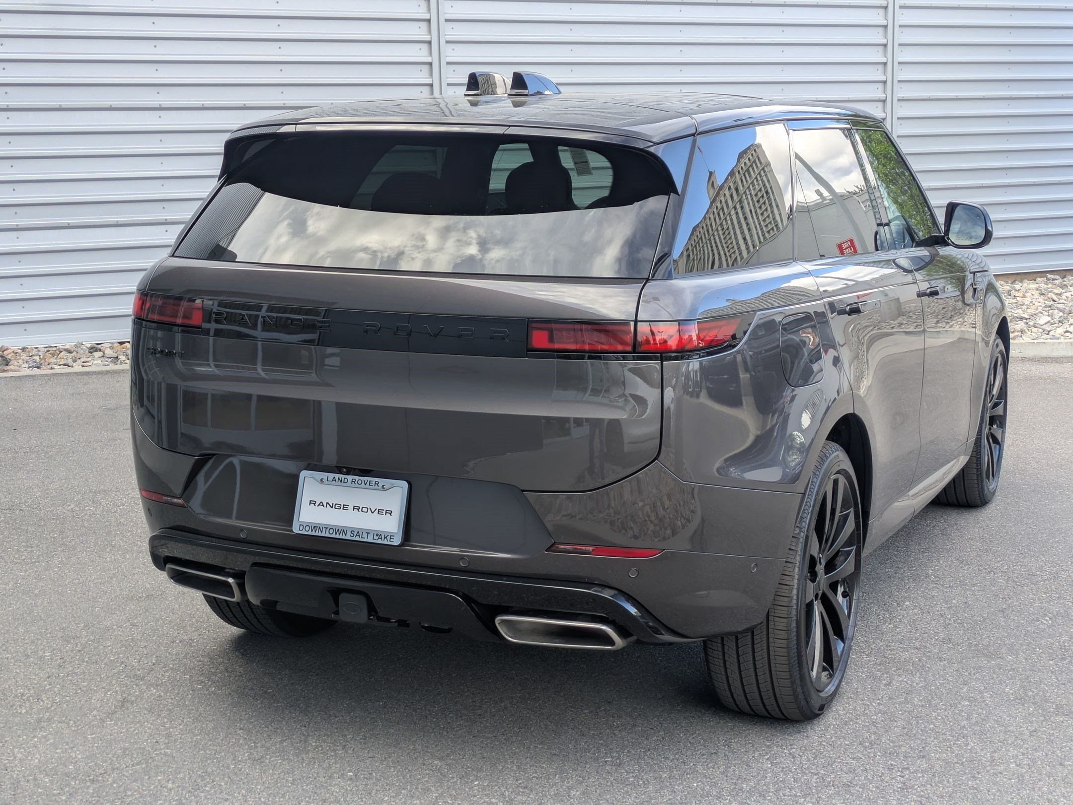 New 2026 Land Rover Range Rover Sport Dynamic SE AWD/4WD image 5