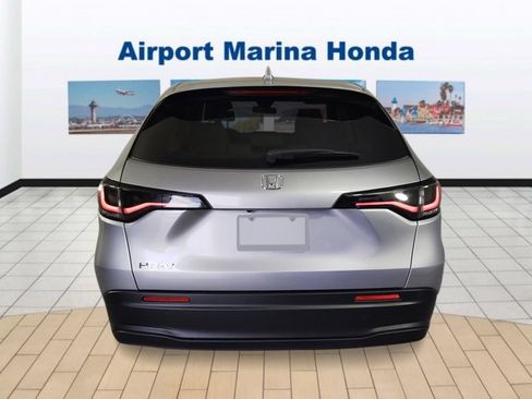 New 2027 Honda HR-V LX image 4