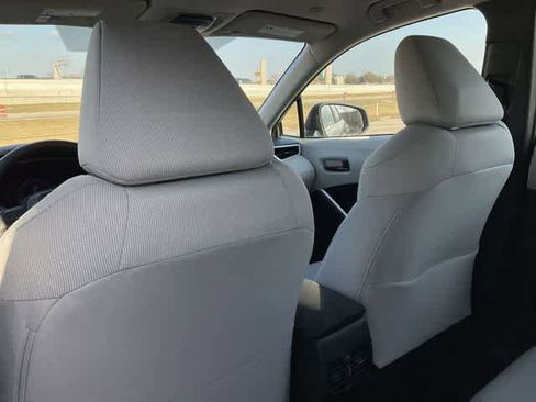 Used 2026 Toyota Corolla Cross L image 14