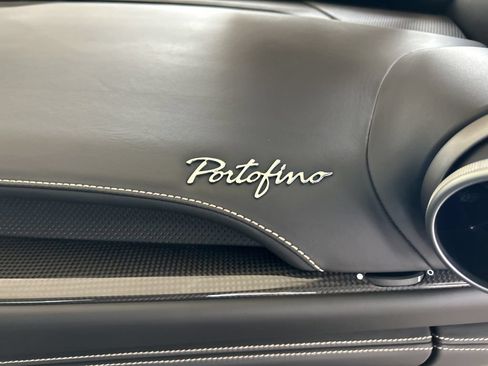 Used 2019 Ferrari Portofino RWD image 43