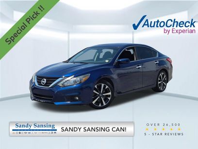 Used 2016 Nissan Altima 2.5 SR w/ LED Appearance Package