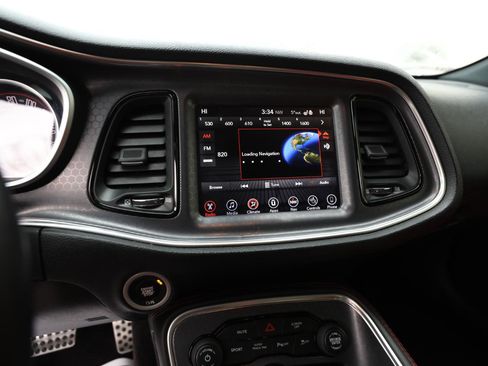 Used 2017 Dodge Challenger GT w/ Driver Convenience Group image 19