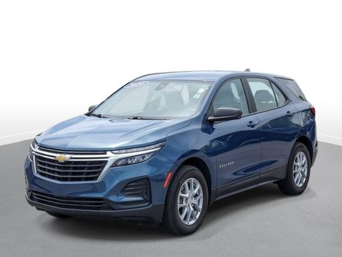 Used 2024 Chevrolet Equinox LS FWD image 4