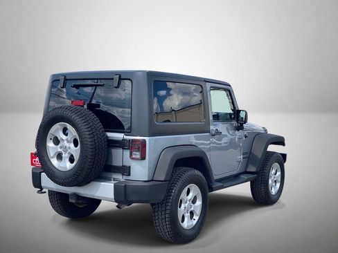 Used 2013 Jeep Wrangler Sport AWD/4WD image 3