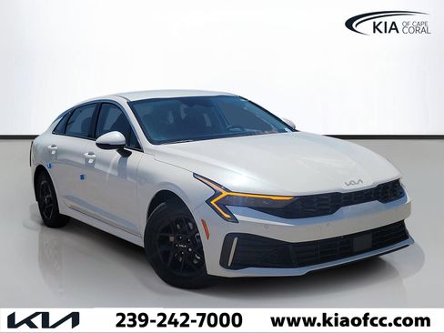 New 2026 Kia K5 LXS FWD image 1