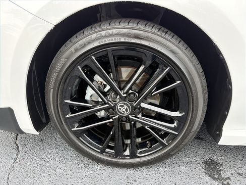 Used 2026 Toyota Camry SE w/ Multimedia Upgrade Package FWD image 9