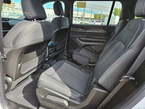 New 2025 Jeep Grand Cherokee L Laredo w/ Luxury Tech Group I image 16