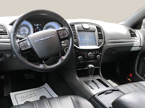 Used 2014 Chrysler 300 S RWD image 15