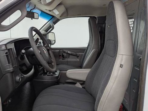 Used 2018 GMC Savana 2500 w/ Driver Convenience Package RWD image 14