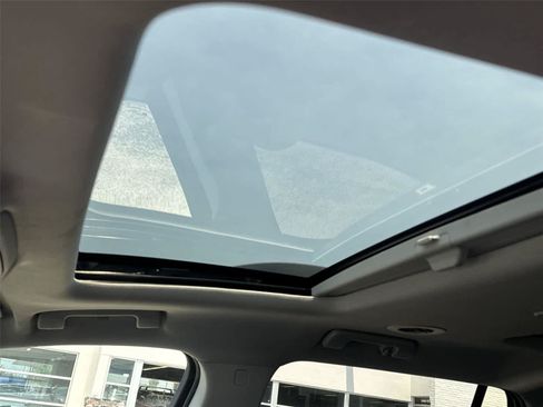 Used 2021 GMC Acadia AT4 w/ LPO, Floor Liner Package AWD/4WD image 12