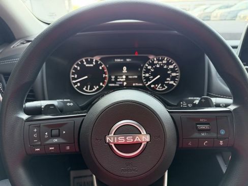 Certified 2023 Nissan Rogue SV image 16