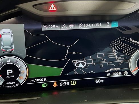 Used 2025 Audi Q7 3.0T Premium Plus image 16