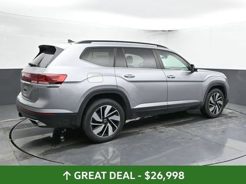 Used 2024 Volkswagen Atlas SE AWD/4WD image 2
