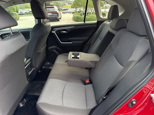 Used 2025 Toyota RAV4 XLE w/ Convenience Package FWD image 10
