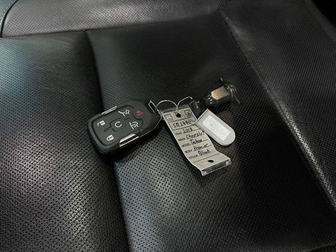 Used 2018 Chevrolet Tahoe Premier image 39