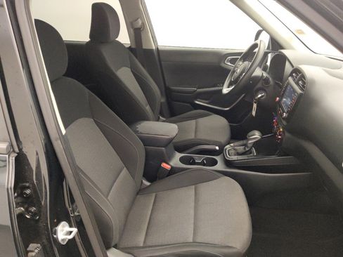 Used 2020 Kia Soul S image 21