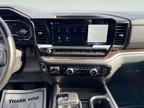 Used 2025 GMC Sierra 1500 Elevation image 14