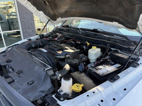 Used 2014 RAM 5500 Tradesman w/ Power Accessory Group image 19