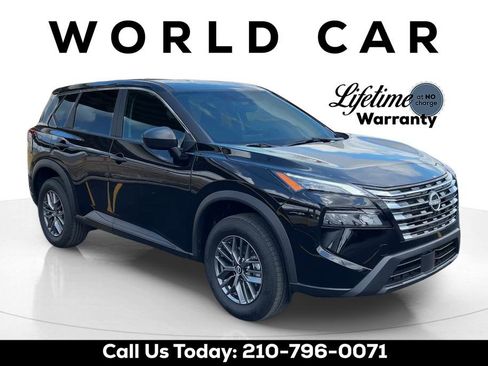 Used 2026 Nissan Rogue S FWD image 1