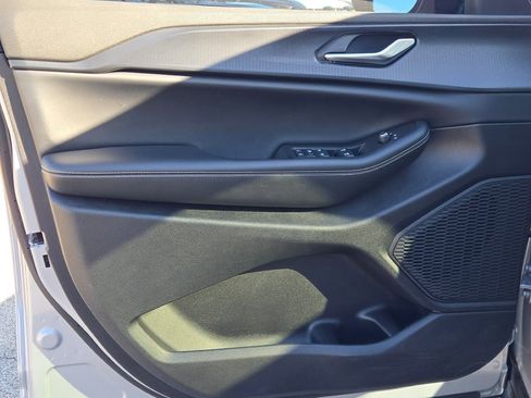 Used 2023 Jeep Grand Cherokee Altitude image 21