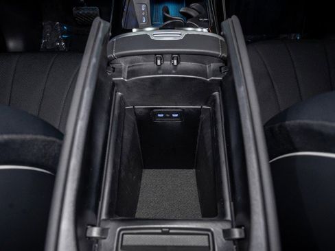 New 2026 Mercedes-Benz EQE 320+ SUV image 23
