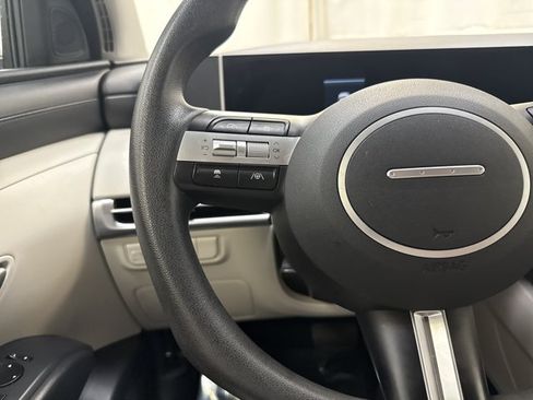 Used 2025 Hyundai Tucson SEL FWD image 17