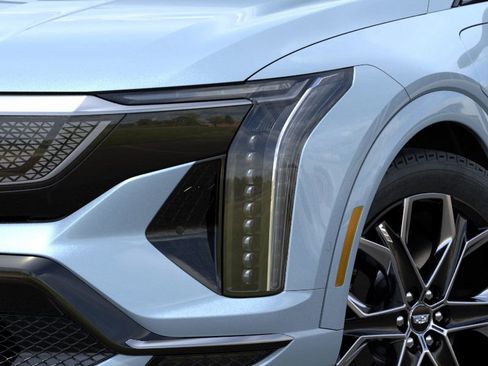 New 2026 Cadillac Optiq V image 10
