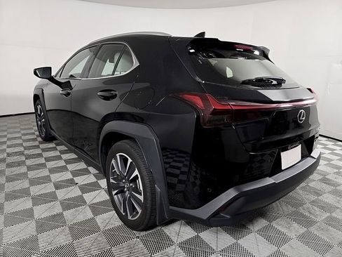 Used 2024 Lexus UX 250h AWD image 8