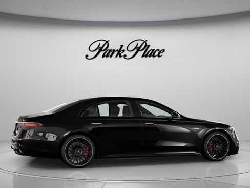 New 2026 Mercedes-Benz S 63 AMG S image 22