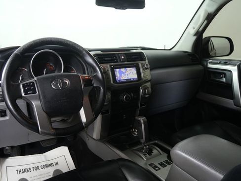 Used 2013 Toyota 4Runner SR5 w/ Premium Pkg AWD/4WD image 9