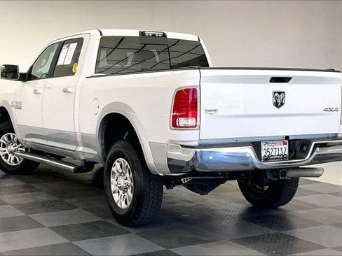 Used 2018 RAM 2500 Laramie w/ Convenience Group AWD/4WD image 10