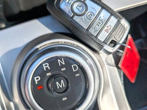 Used 2020 Ford Explorer Limited image 27